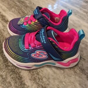 NWT Toddler Girl Skechers Light up Sneakers